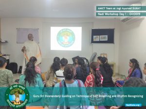 Guiding Technique of Self Breathing for Nadi Parikshan at Surat Workshop