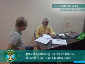 Guruji Sivanandan ji Checking Patient at Malvan Camp Goa